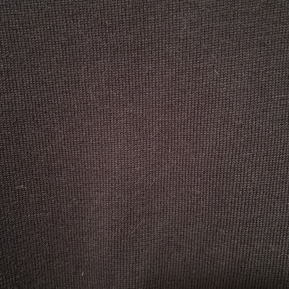 TOMMY HILFIGER pullover sweater. - Picture 7 of 7